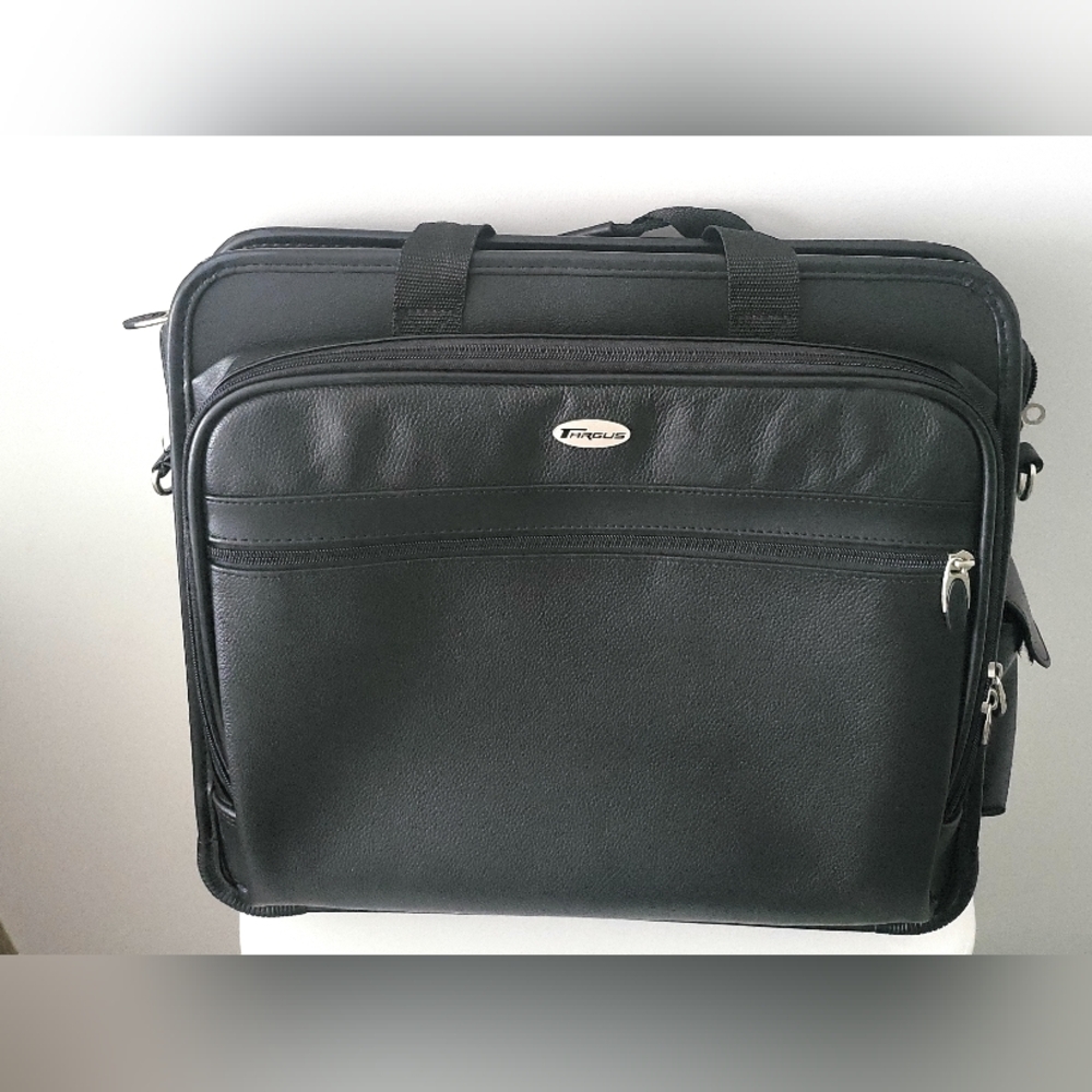Targus Black Leather Laptop Bag